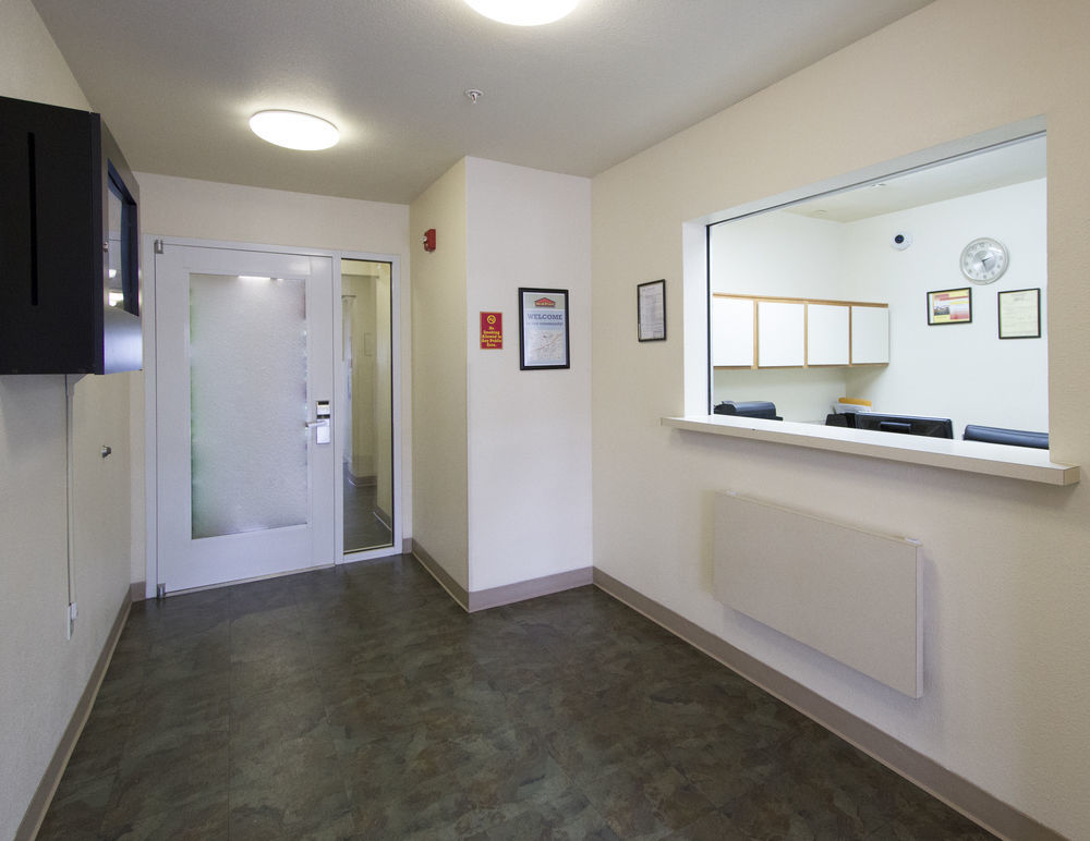 Woodspring Suites Lexington Southeast Bagian luar foto