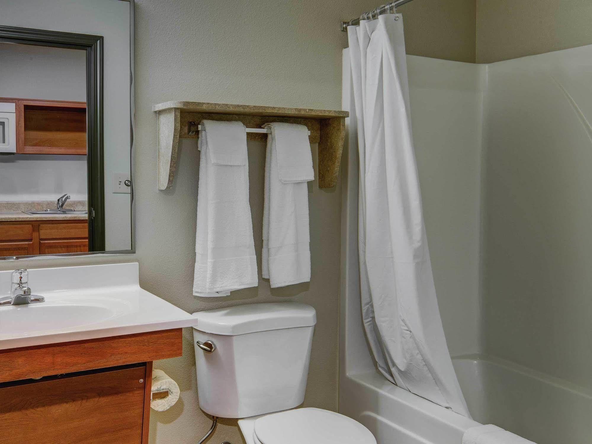 Woodspring Suites Lexington Southeast Bagian luar foto